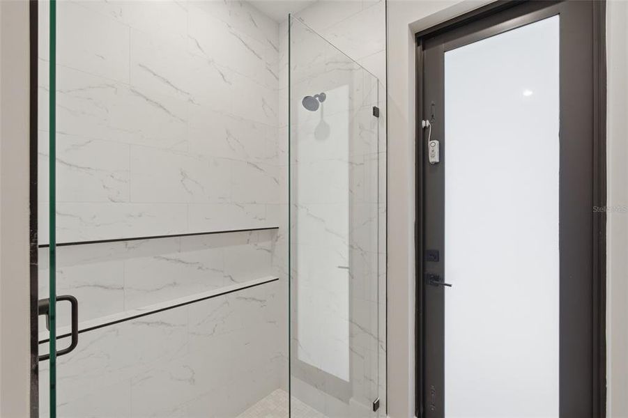 Close-up of interior finishes inside a home in , Cape Coral (Image 20).