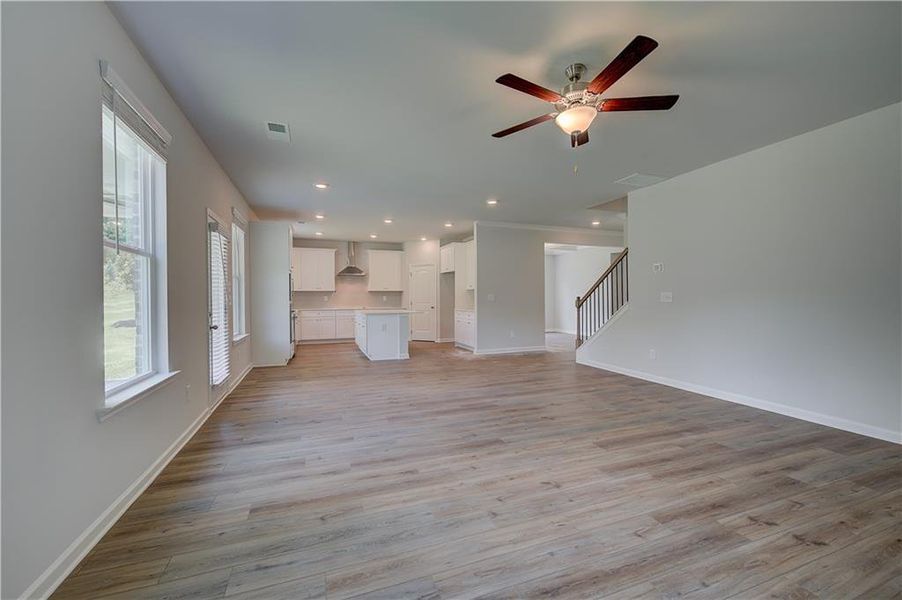 Spacious, unfurnished interior of a new home in Bowers Farm, McDonough (Image 24).