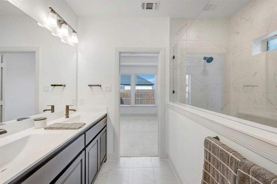 Furnished interior view inside a new home in Creekshaw – Gardens, Royse City (Image 16).