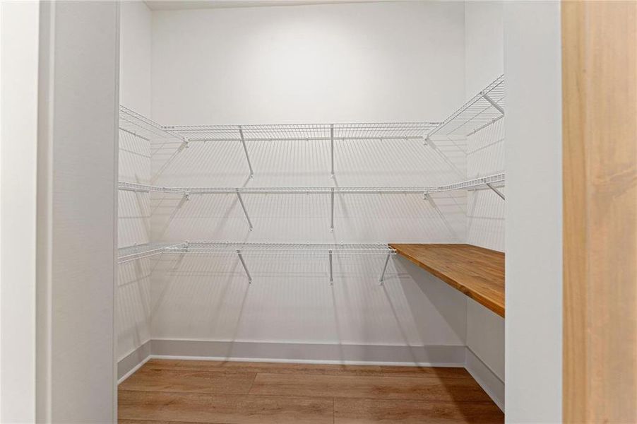 Spacious, unfurnished interior of a new home in , Jefferson (Image 26).