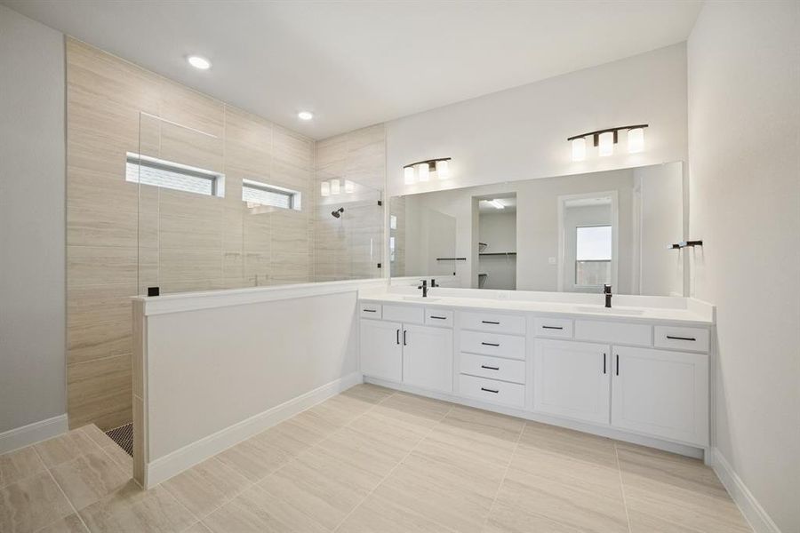 Furnished interior view inside a new home in Myrtle Creek, Waxahachie (Image 7). Furnished interior view inside a new home in Myrtle Creek, Waxahachie (Image 7).