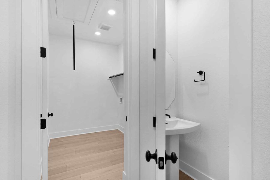 Image 24 of a home in Lariat.