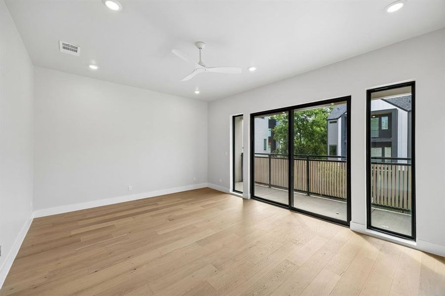 Spacious, unfurnished interior of a new home in , Dallas (Image 13). Spacious, unfurnished interior of a new home in , Dallas (Image 13).