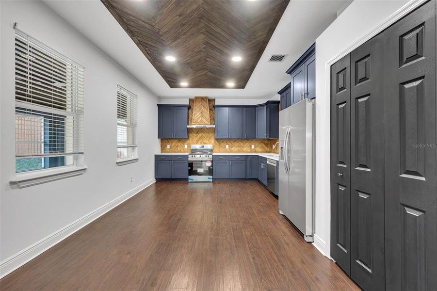 Furnished interior view inside a new home in , Apopka (Image 10).