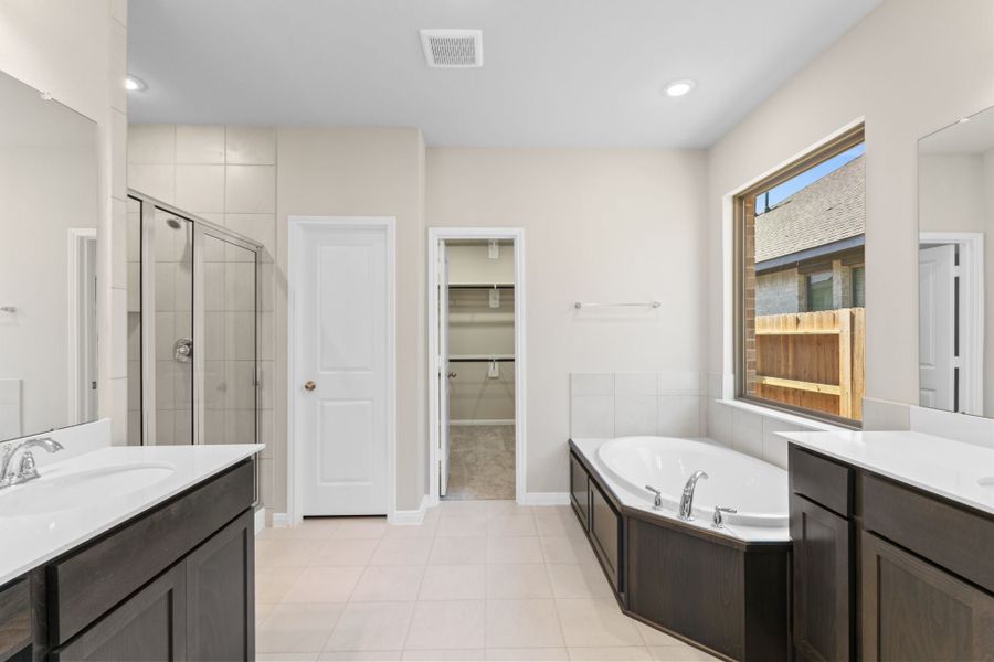 2,531sf New Home in Conroe, TX. - Slide 18 2,531sf New Home in Conroe, TX. - Slide 18