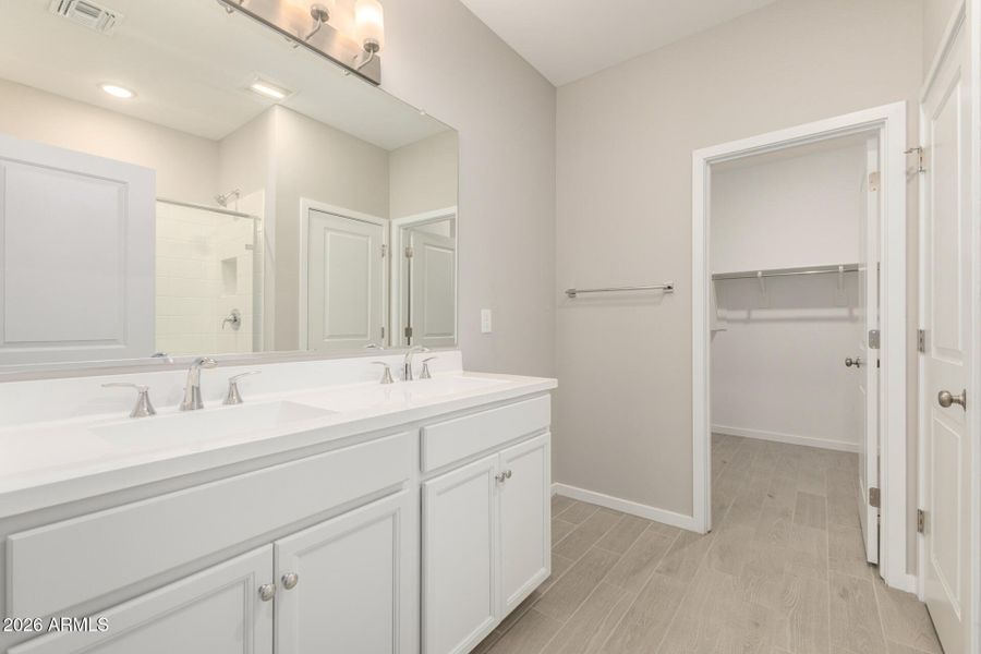 17 Straight Arrow 17 Straight Arrow