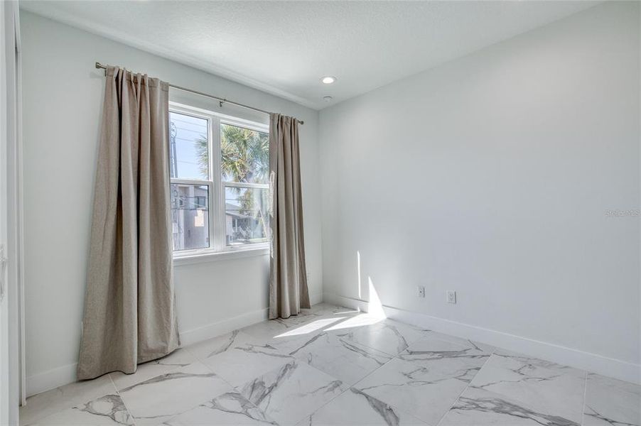 Spacious, unfurnished interior of a new home in , Daytona Beach (Image 70).