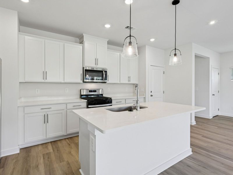 Furnished interior view inside a new home in Bear Springs, Columbia (Image 4).