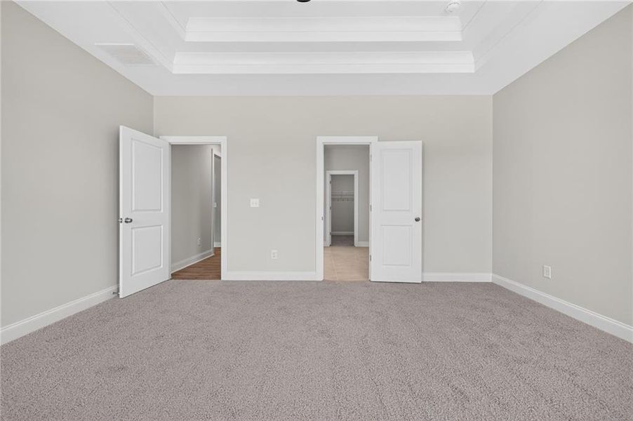 Spacious, unfurnished interior of a new home in , Jefferson (Image 50).
