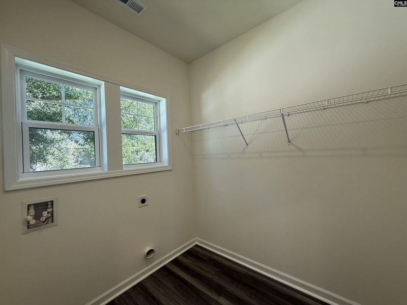 Spacious, unfurnished interior of a new home in Dunbar Village, Cayce (Image 31).