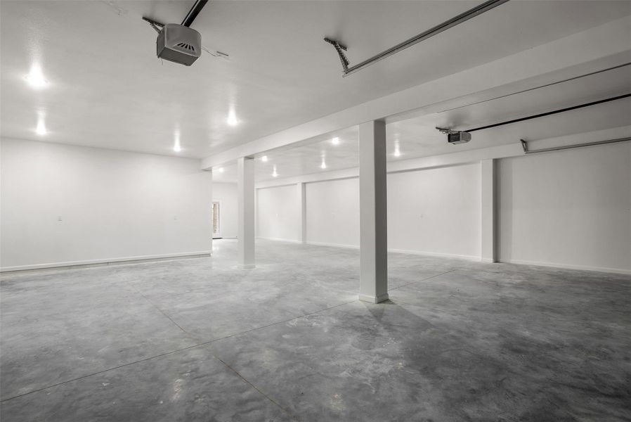 Oversized 3 car tandem garage