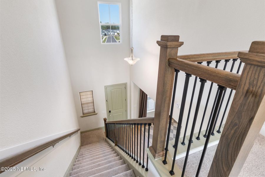 Spacious, unfurnished interior of a new home in , Jacksonville (Image 18).