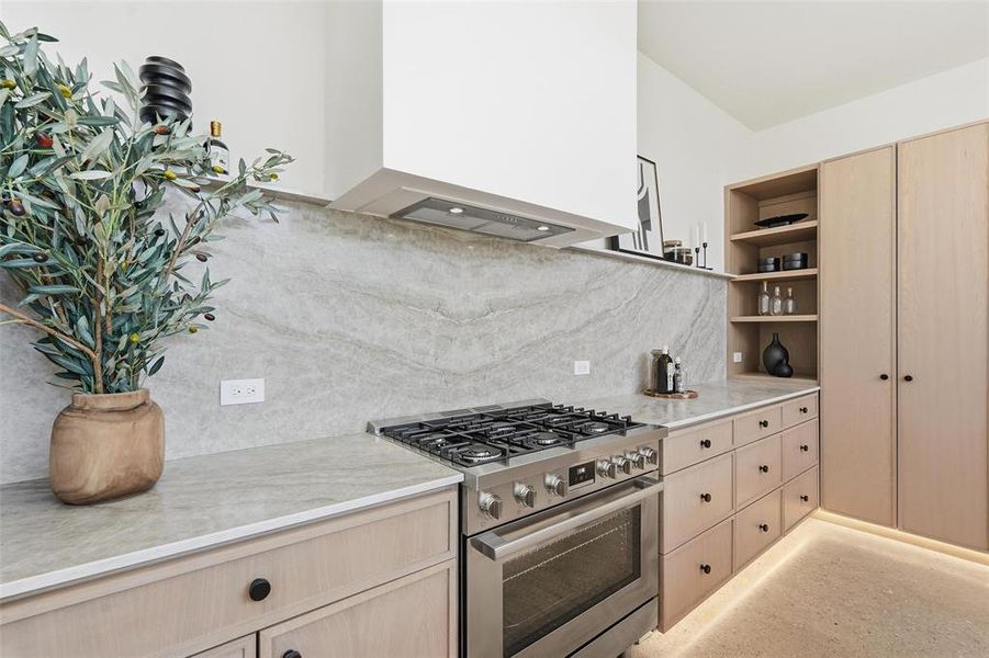 Furnished interior view inside a new home in , Dallas (Image 7). Furnished interior view inside a new home in , Dallas (Image 7).