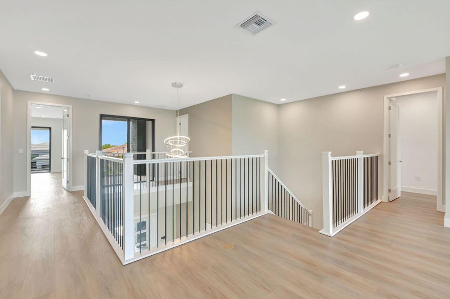 Spacious, unfurnished interior of a new home in , Boca Raton (Image 42).