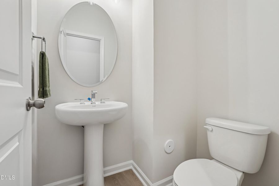 Twinleaf Townes 87_Powder Room_12.5.25_w