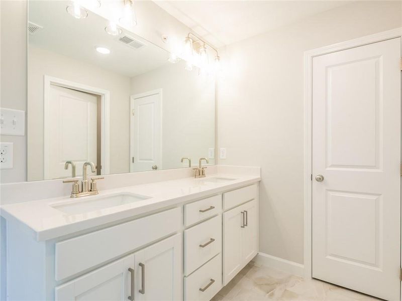 Furnished interior view inside a new home in River Walk Place, Lawrenceville (Image 10).