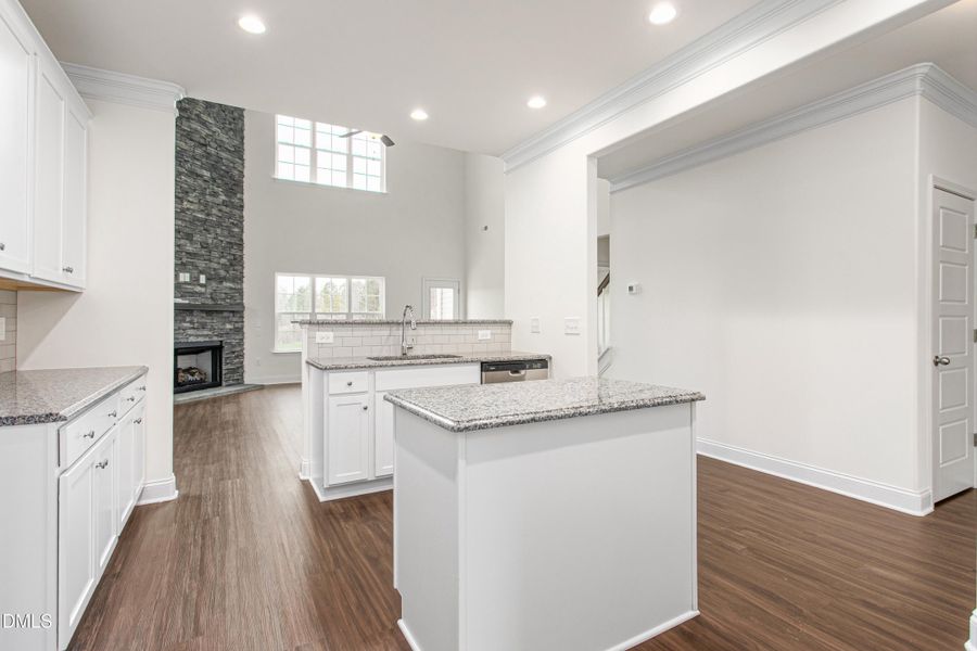 1932 Darrell Drive-10