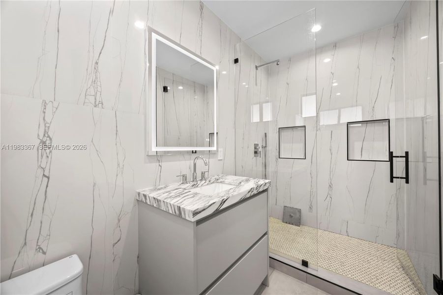 Furnished interior view inside a new home in , Fort Lauderdale (Image 70).