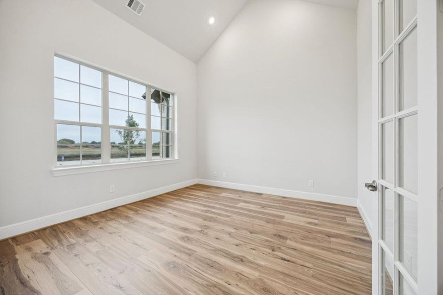 Representative unfurnished interior of a home built from the Grand Maison III by Grand Homes in Kings Crossing, Parker (Image 16).