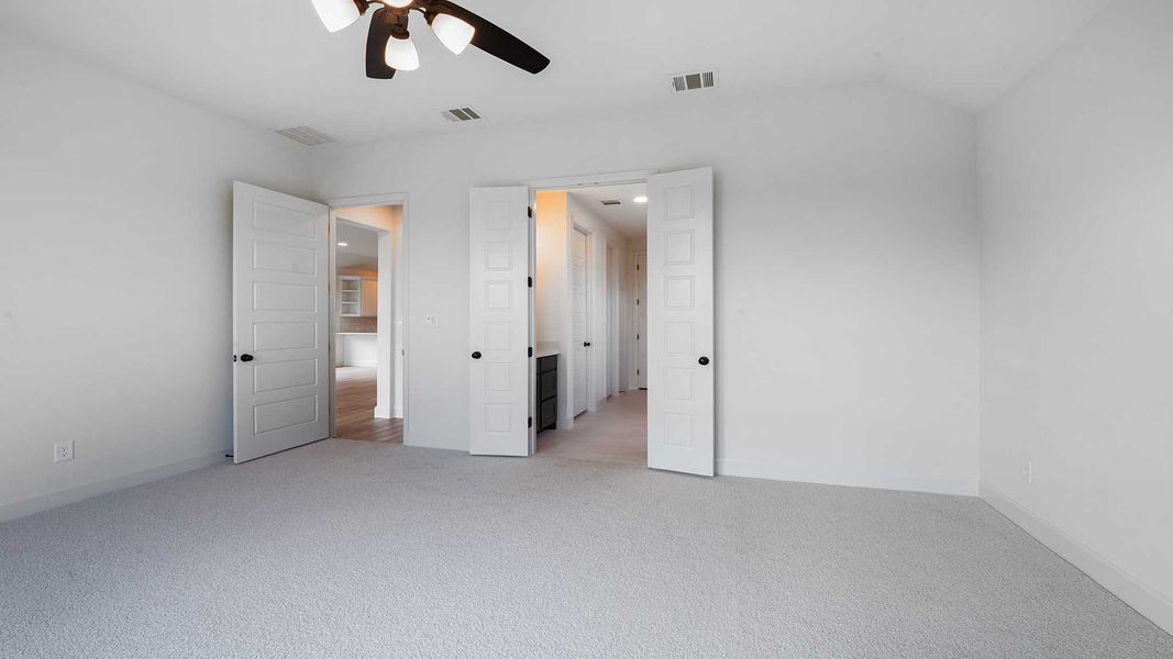 Spacious, unfurnished interior of a new home in Meraki, Forney (Image 15).