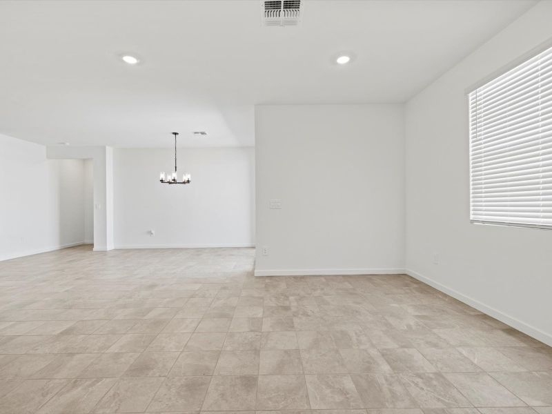 Spacious, unfurnished interior of a new home in San Tan Groves - Classic Series, San Tan Valley (Image 8). Spacious, unfurnished interior of a new home in San Tan Groves - Classic Series, San Tan Valley (Image 8).