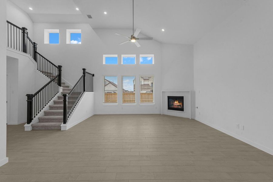 Spacious, unfurnished interior of a new home in Huntington Place, Rosharon (Image 23). Spacious, unfurnished interior of a new home in Huntington Place, Rosharon (Image 23).