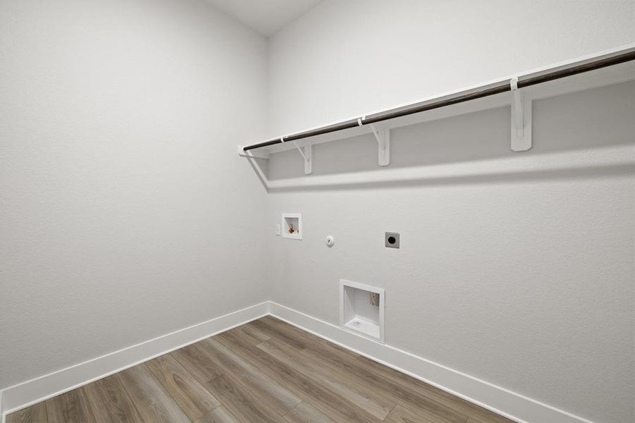 Spacious, unfurnished interior of a new home in Lariat, Liberty Hill (Image 29).