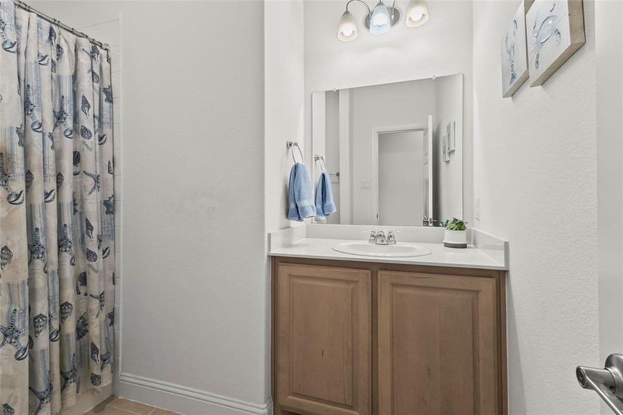 Furnished interior view inside a new home in , Melissa (Image 29).