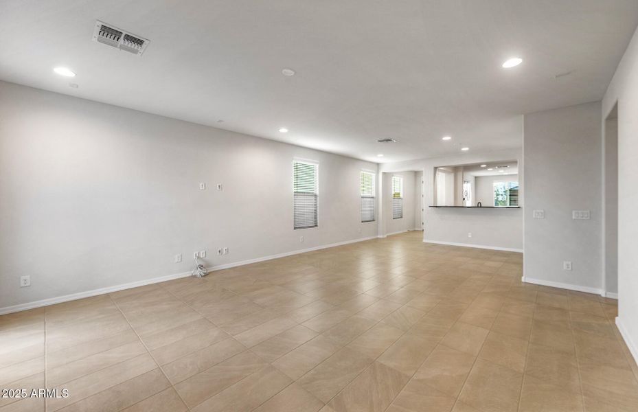 Gathering Room/Dining Room Gathering Room/Dining Room