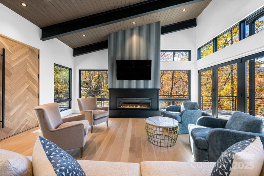 Community amenities in , Montreat (Image 33).