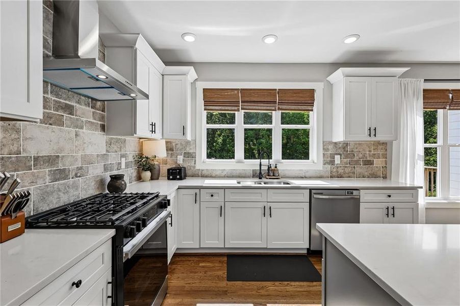Furnished interior view inside a new home in , Flowery Branch (Image 13).