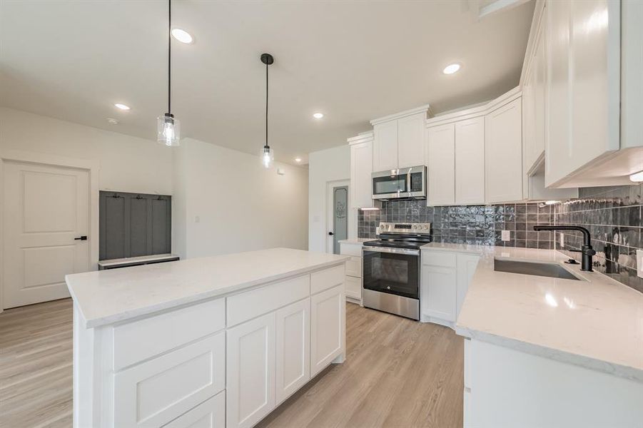 Furnished interior view inside a new home in , Fort Worth (Image 11). Furnished interior view inside a new home in , Fort Worth (Image 11).
