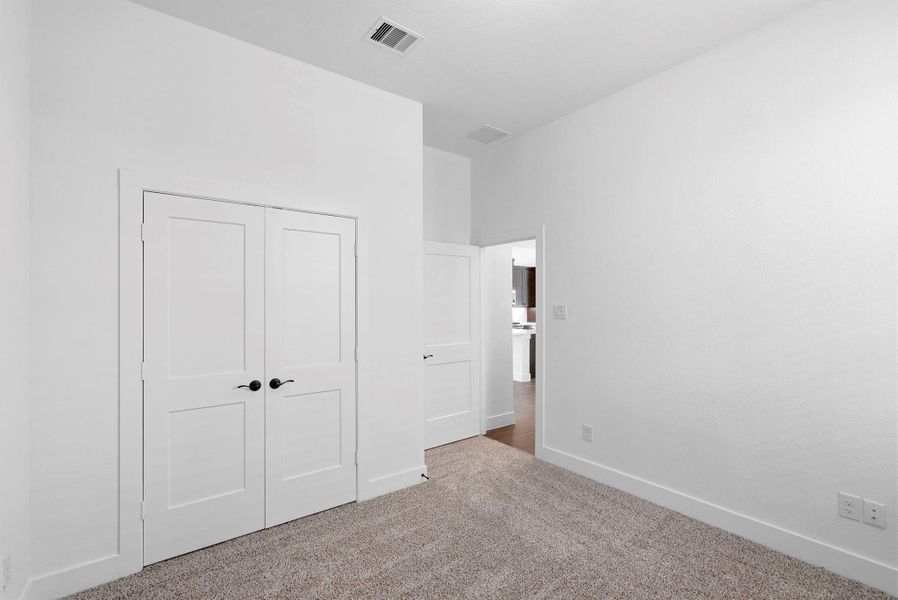 Spacious, unfurnished interior of a new home in Emory Glen, Magnolia (Image 19).