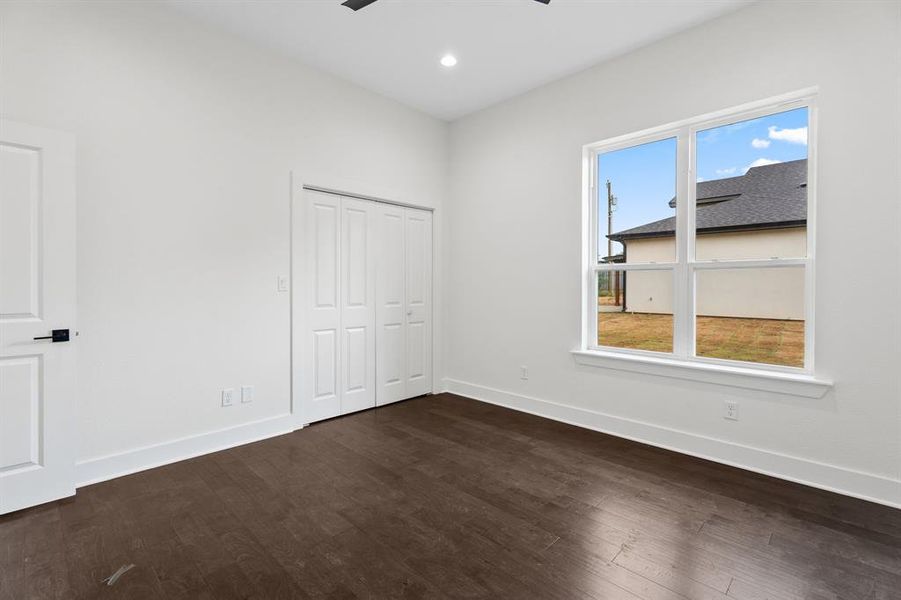Spacious, unfurnished interior of a new home in , Lindale (Image 21).