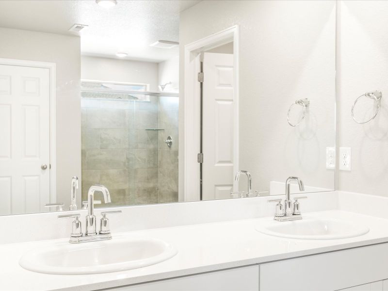 Primary bathroom in the Wateron floorplan at a Meritage Homes community in Brighton, CO.