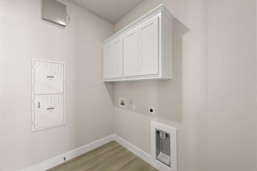 Spacious, unfurnished interior of a new home in Birdsong - Harwood, Mansfield (Image 11).