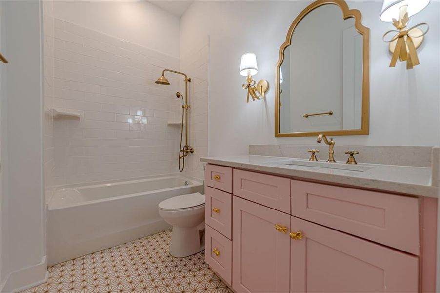 Furnished interior view inside a new home in , Waleska (Image 12).