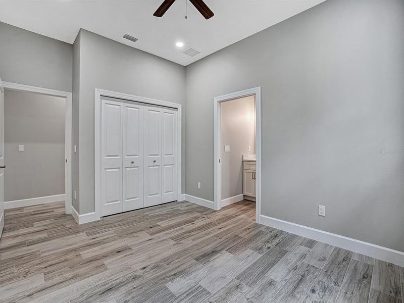 Spacious, unfurnished interior of a new home in , Safety Harbor (Image 21).