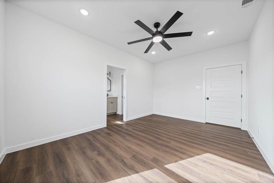 Spacious, unfurnished interior of a new home in , Hillsboro (Image 11). Spacious, unfurnished interior of a new home in , Hillsboro (Image 11).