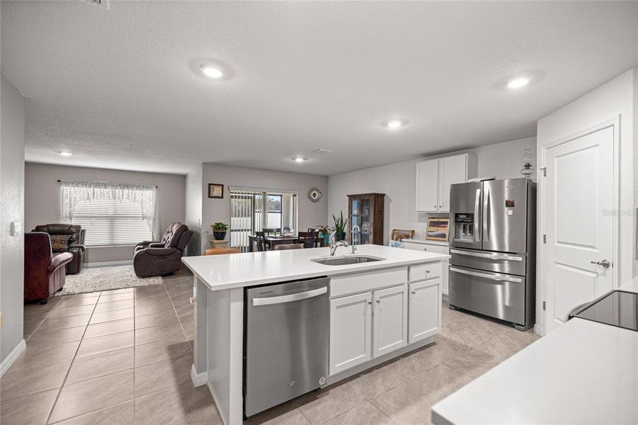 Furnished interior view inside a new home in Autumn Glen, Belleview (Image 6). Furnished interior view inside a new home in Autumn Glen, Belleview (Image 6).