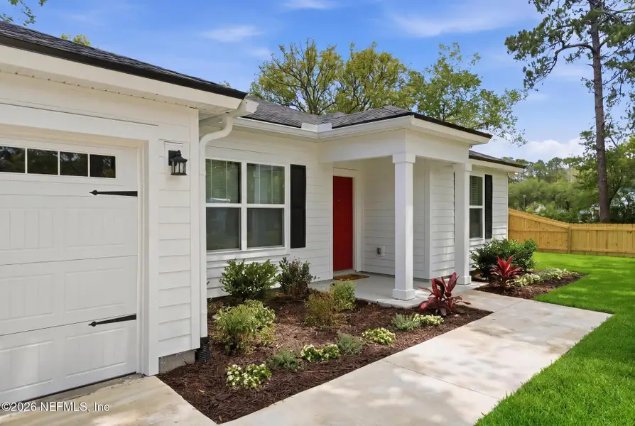 Exterior details and patio area of a home in , Jacksonville (Image 27).