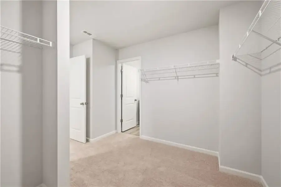 Spacious, unfurnished interior of a new home in Everson Pointe, Snellville (Image 19).