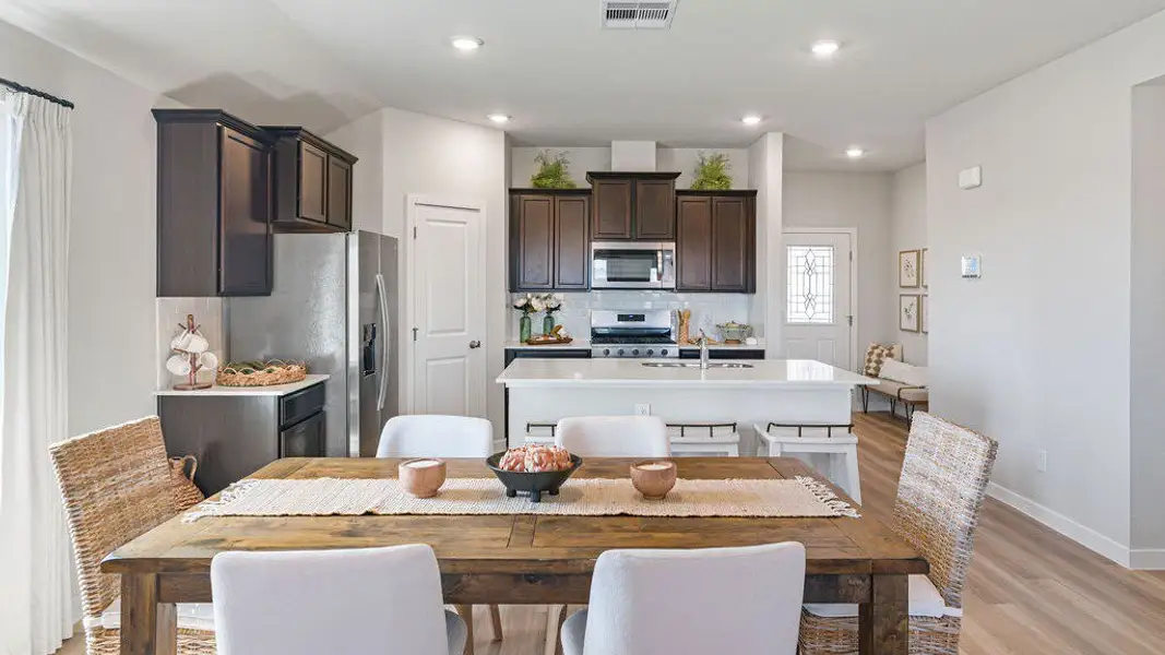 Furnished interior view inside a new home in London Towne, Corpus Christi (Image 10).