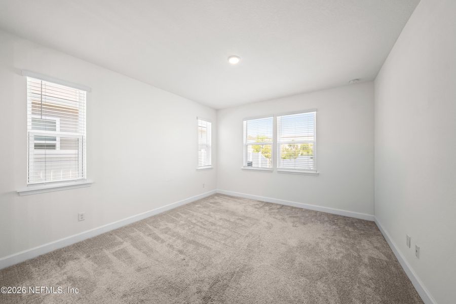 Spacious, unfurnished interior of a new home in Verano Creek, St. Augustine (Image 29).