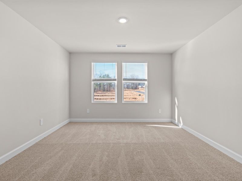 Spacious, unfurnished interior of a new home in Collier Ridge, Moore (Image 16).