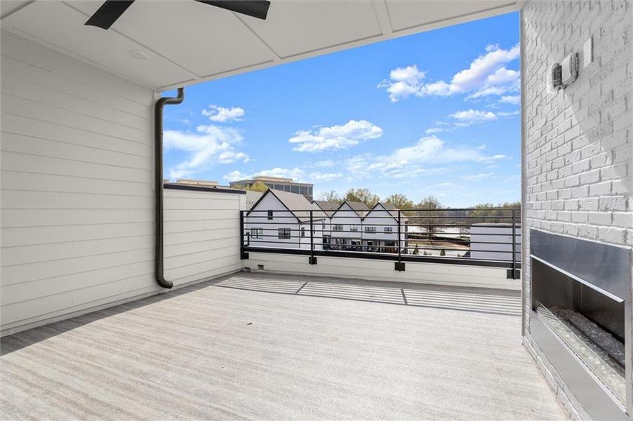 Exterior details and patio area of a home in , Alpharetta (Image 27).