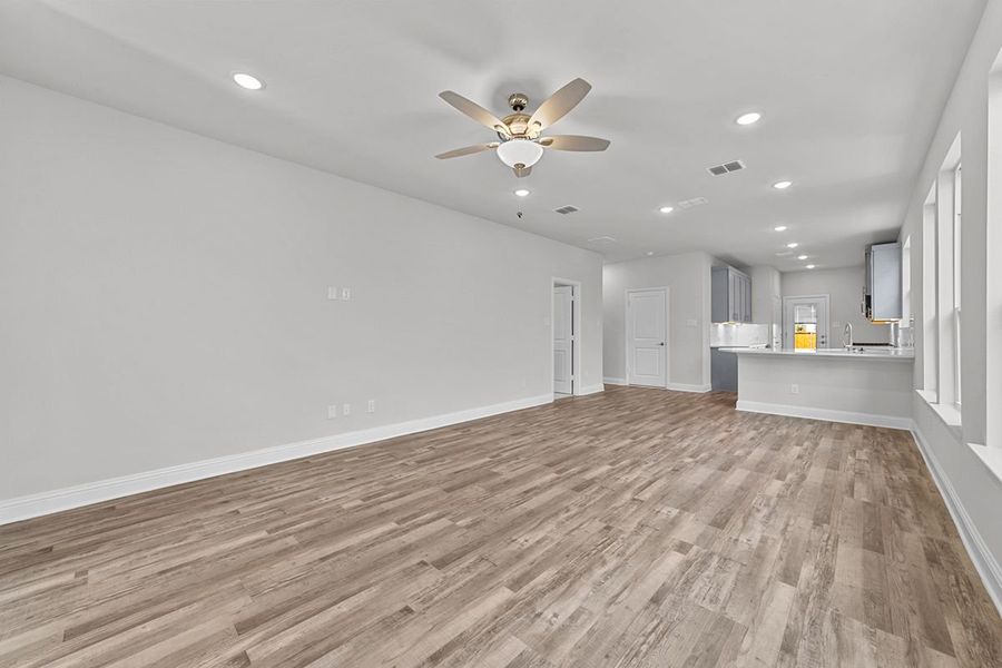 Image 9 of a home in Symmetry 37s.