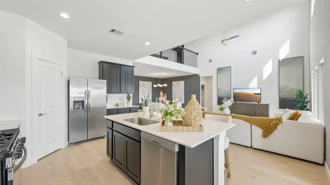 Furnished interior view inside a new home in Evergreen, Rosenberg (Image 15).