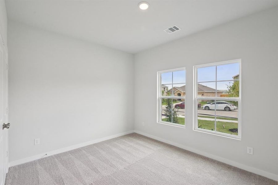 Spacious, unfurnished interior of a new home in Sperling Farms, Ferris (Image 27). Spacious, unfurnished interior of a new home in Sperling Farms, Ferris (Image 27).