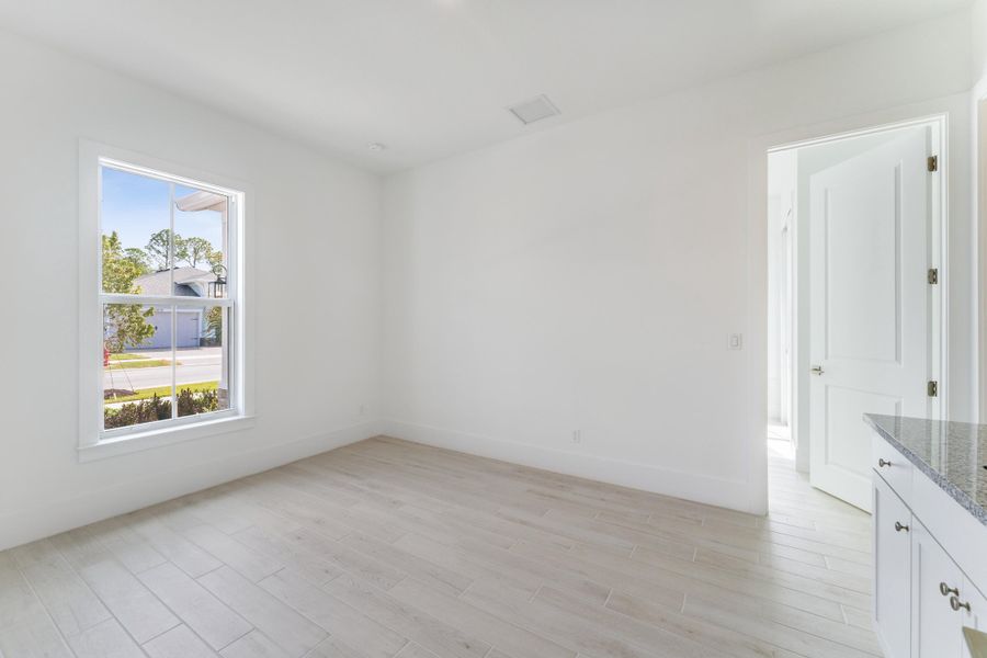 Extra Suite Living Room